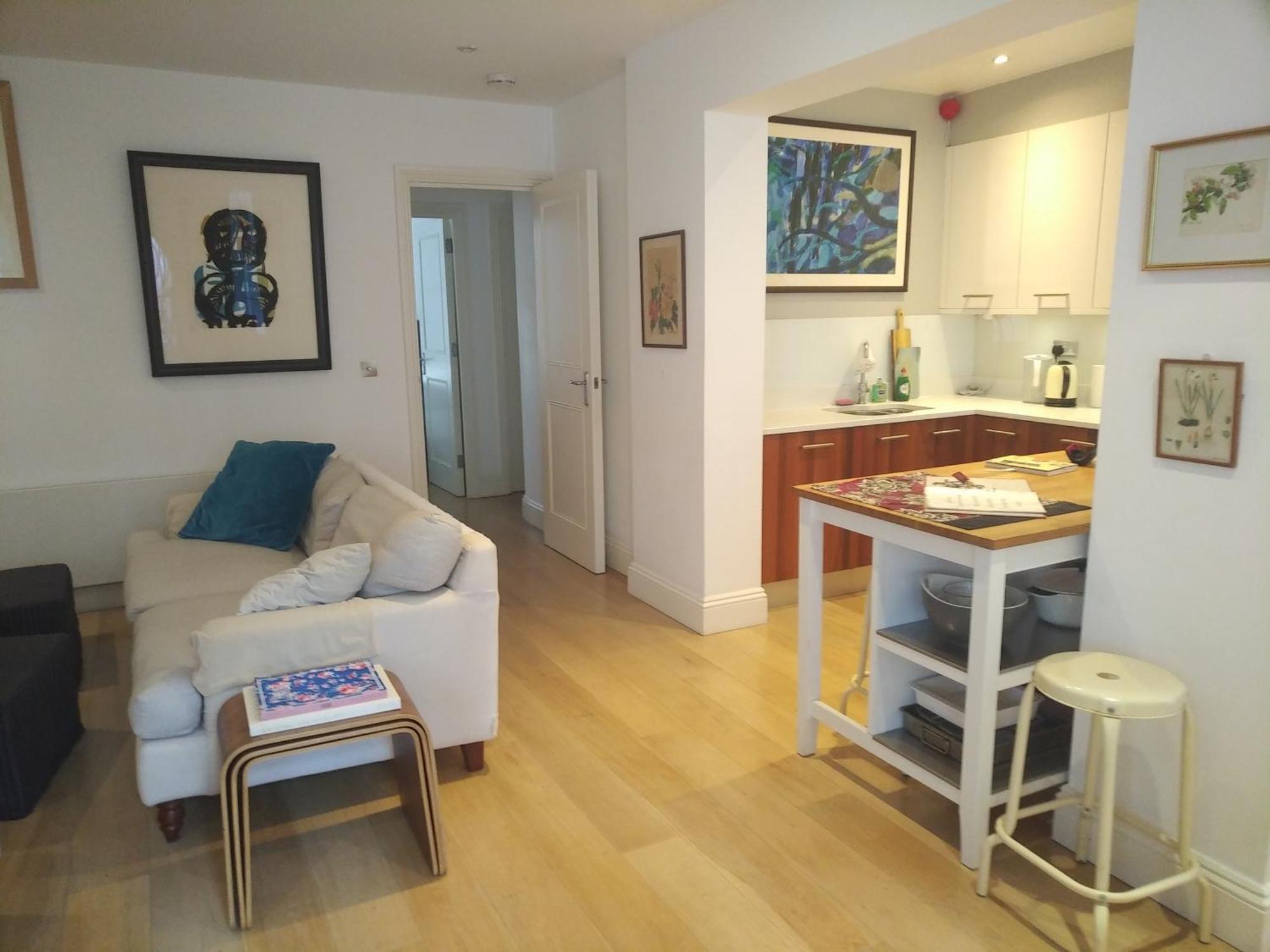 Superior 5* Kensington, London Flat + Free Wi-Fi Apartment Exterior photo