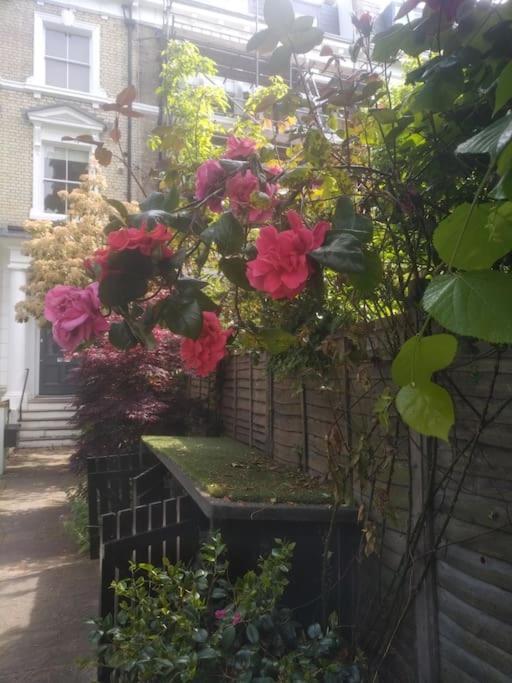 Superior 5* Kensington, London Flat + Free Wi-Fi Apartment Exterior photo