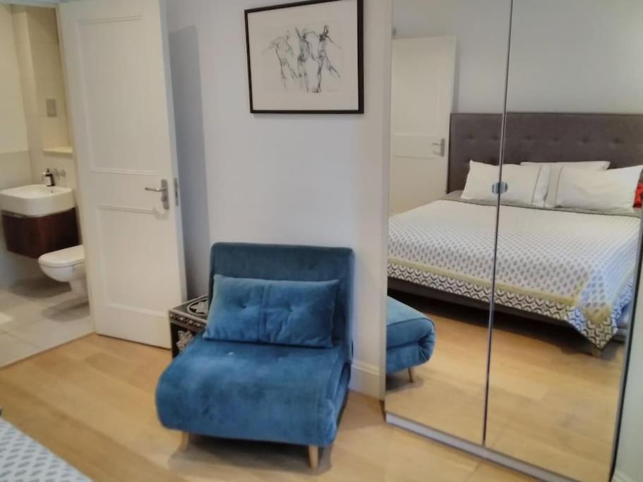 Superior 5* Kensington, London Flat + Free Wi-Fi Apartment Exterior photo
